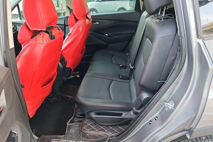 Used Chevrolet Orlando 2019 Redline 530T Automatic Enjoyment Version (5+2 Seating) China VI Left Rear Seat