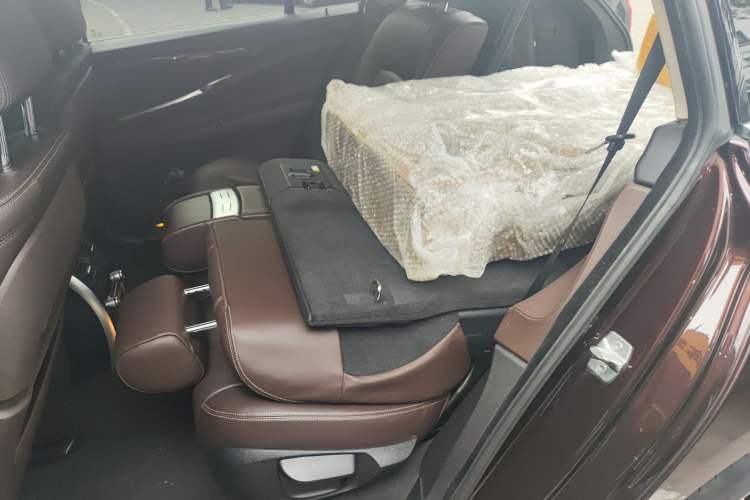 Used BMW 5 Series GT 2014 528i Luxury Edition