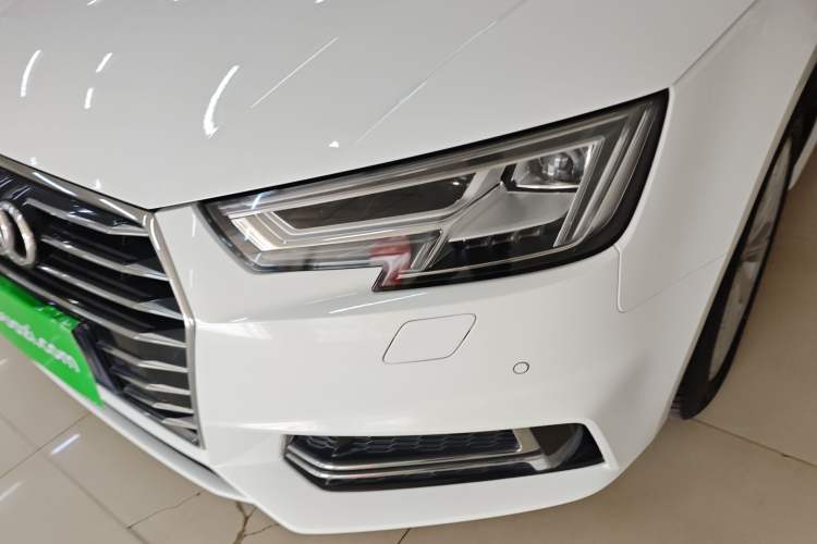 Used Audi A4L 2018 30th Anniversary Edition 40 TFSI Trendy Model