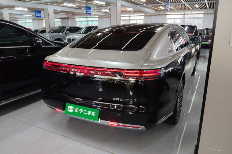 Used Hima S800 2025 Model, Range-Extended Starlight Executive Edition, 4 Seats Rear Right 45 Deg