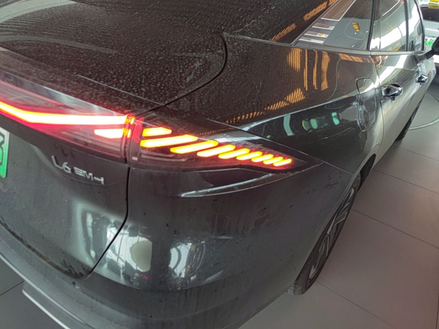 Geely Galaxy L6 2025 EM-i 140km Explorer+ Edition — снимка 9