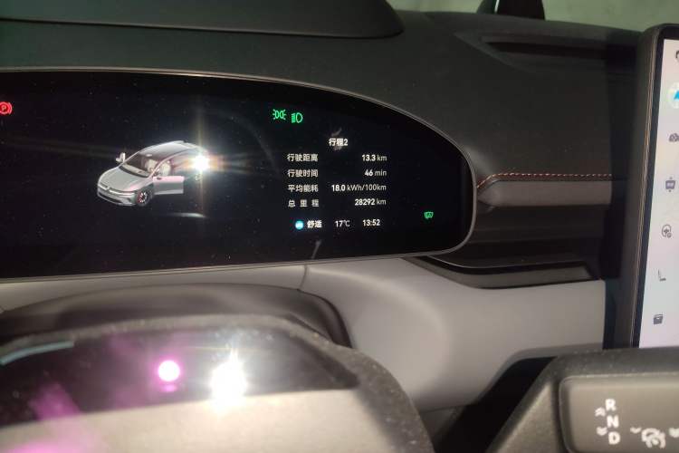 Used Zeekr 007GT 2025 Rear-Drive Intelligent Driving Version 75 kWh Odometer Close Up