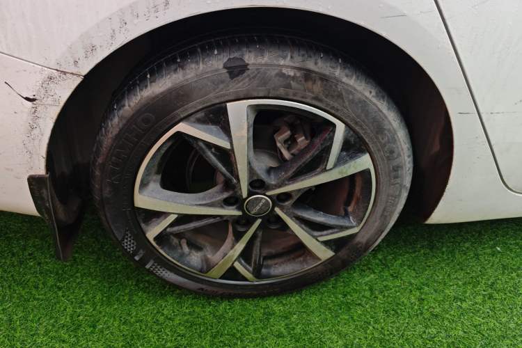 Used Roewe i5 2023 1.5L CVT Luxury Edition