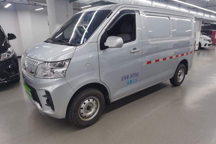 Used Chana Ruixing M60 2023 1.5L GDI Base Model 2-Seat Van
