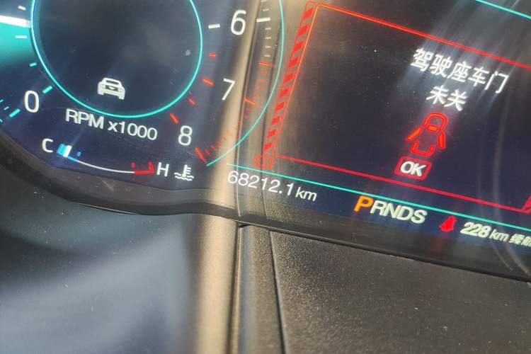 Used Ford Mustang 2018 2.3L EcoBoost Odometer Close Up