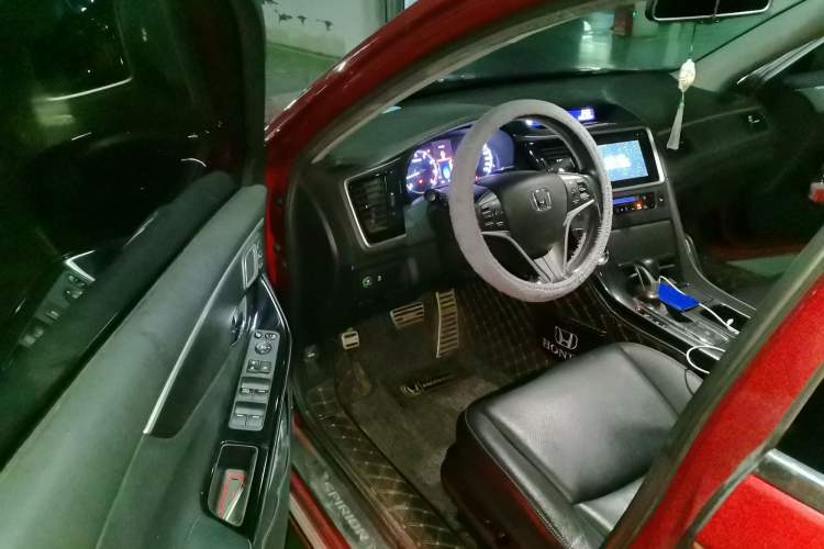 Used Honda Spirior 2015 2.0L Collector's Edition