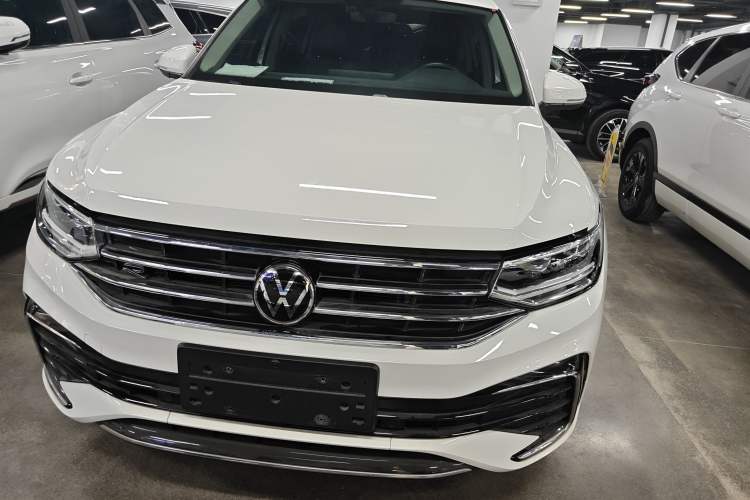 Used Volkswagen Tiguan L 2022 330TSI Automatic Two-Wheel Drive R-Line Enhanced Edition
