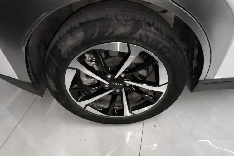 Used AION Y 2022 Plus 70 Smart Edition