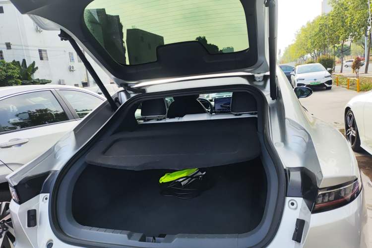 Used Dongfeng eπ eπ007 2024 530 Pro Version
