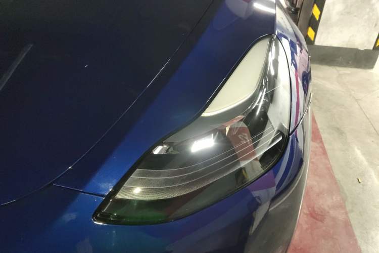 Used Tesla Model Y 2022 Rear-Wheel-Drive Version
