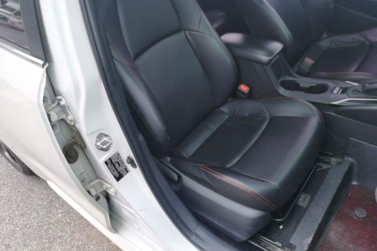 Used Toyota Levin 2019 185T CVT Luxury Edition China VI Standard Right Front Seat