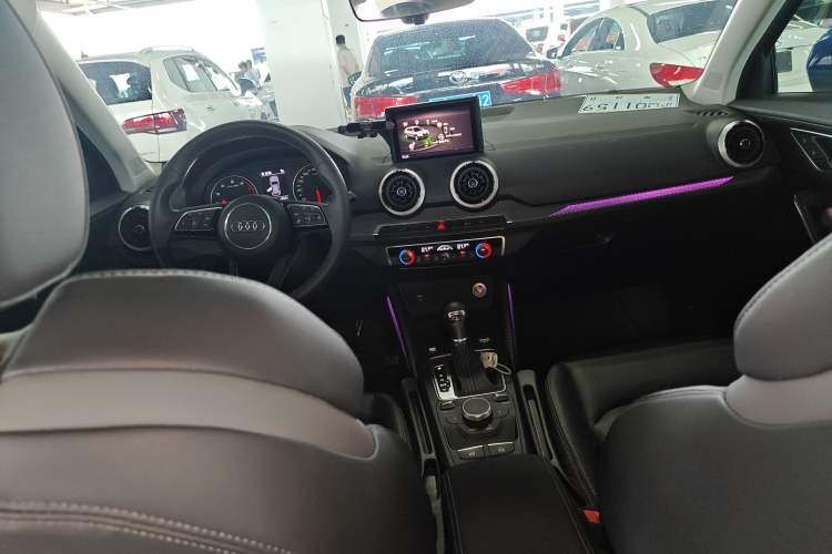 Used Audi Q2L 2022 35 TFSI Fashion Dynamic Model
