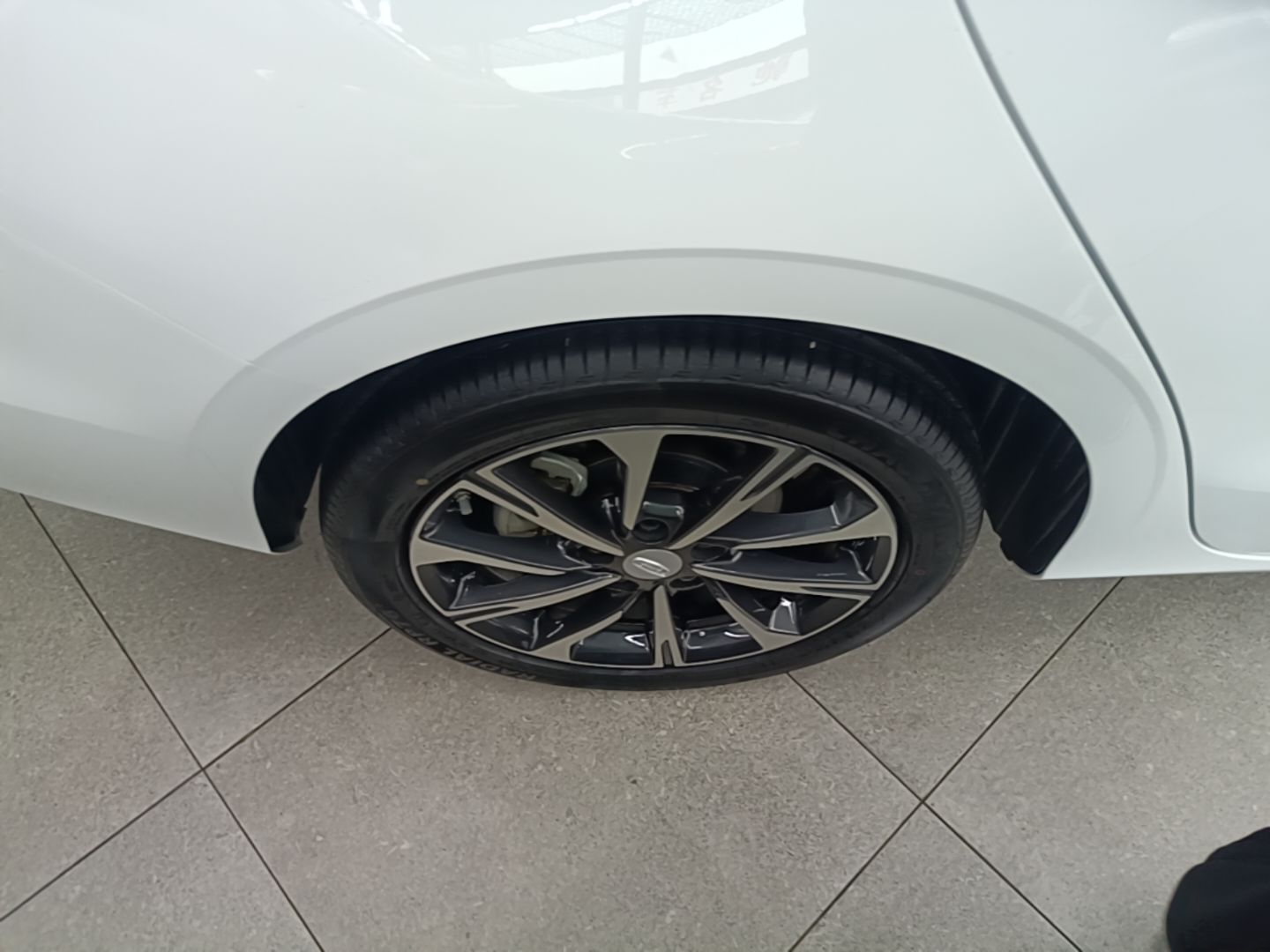 Geely Auto Emgrand 2025 4th Generation 1.5L CVT Luxury Version — снимка 11