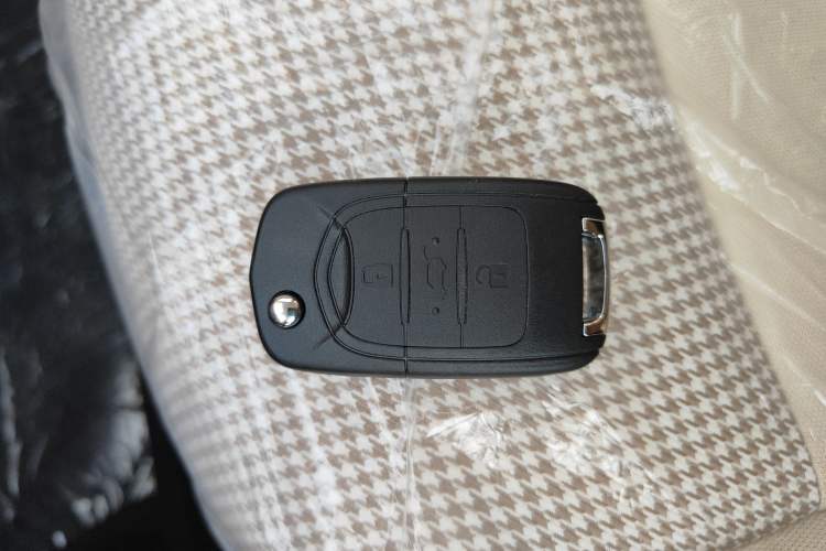 Used Wuling Hongguang MINIEV 2025 Four-Door Version Advanced Edition Vehicle Key