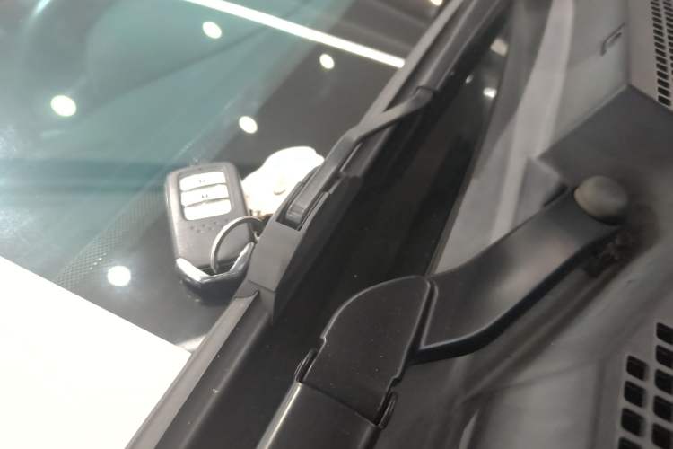 Used Honda Avancier 2017 240TURBO Two-Wheel Drive Elite Edition
