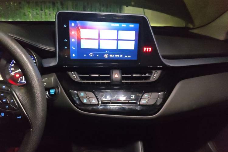 Used Toyota IZOA 2021 2.0L Enjoy Edition
