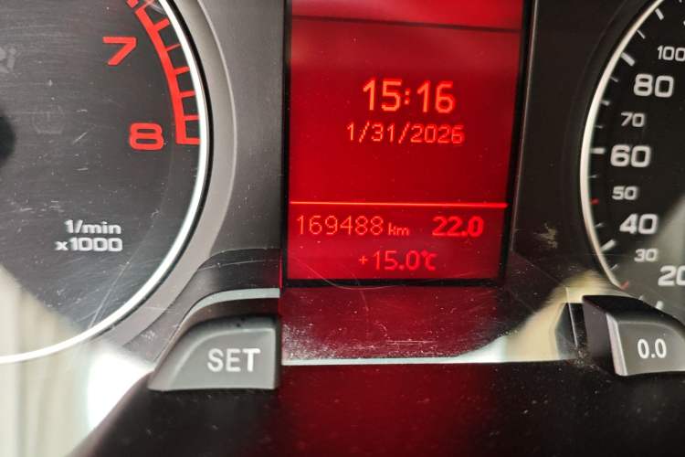 Used Audi A4L 2012 2.0 TFSI automatic standard version