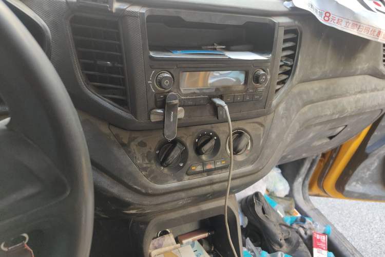 Used Wuling Hongguang V 2019 1.5L Standard Version China VI LAR
