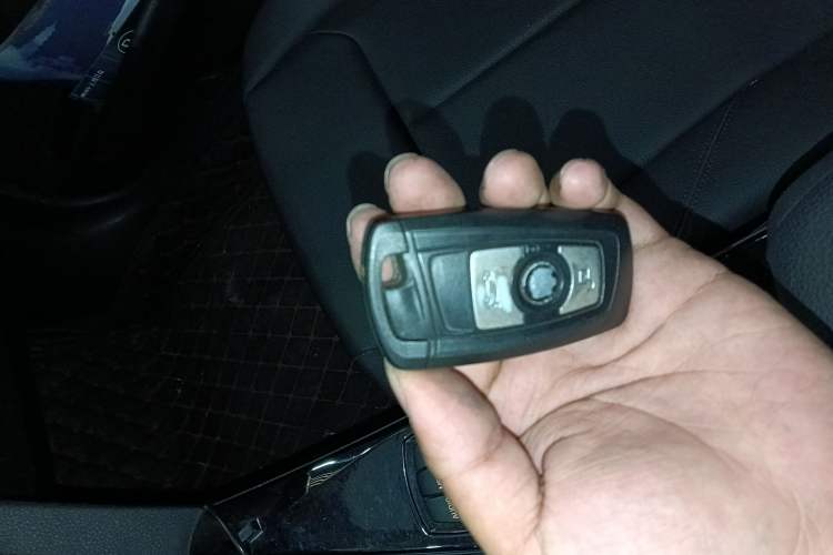 Used BMW 3 Series 2017 320Li Fashion Model Interior 1