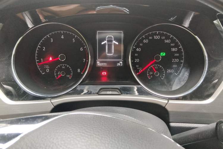 Used Volkswagen Touran 2016 Volkswagen Touran L 280TSI DSG Comfort Edition
