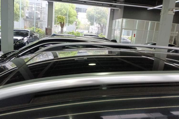 Used Mercedes-Benz GLB 2023 GLB 220 Fashion Model Roof