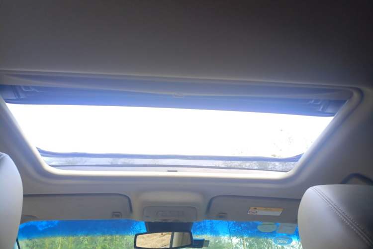 Used Buick GL8 2018 28T Luxury Model China VI Standard