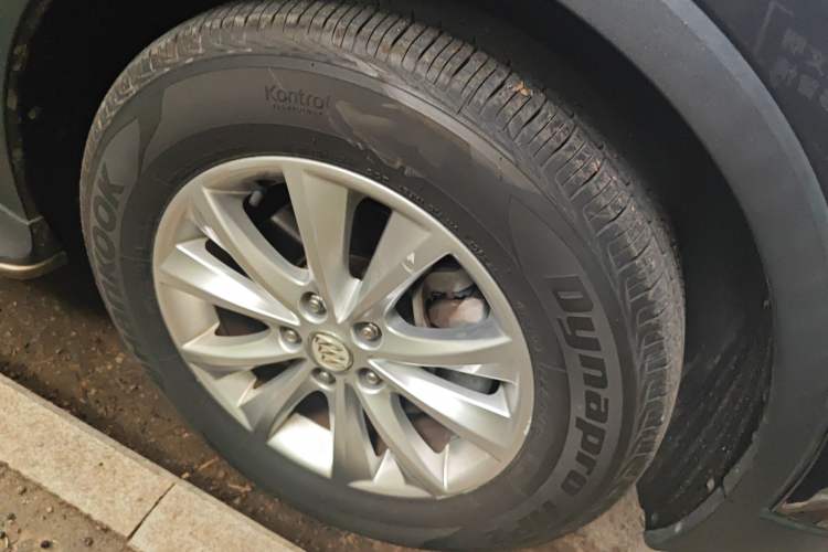 Used Buick Envision 2017 28T Four-Wheel Drive Elite Model