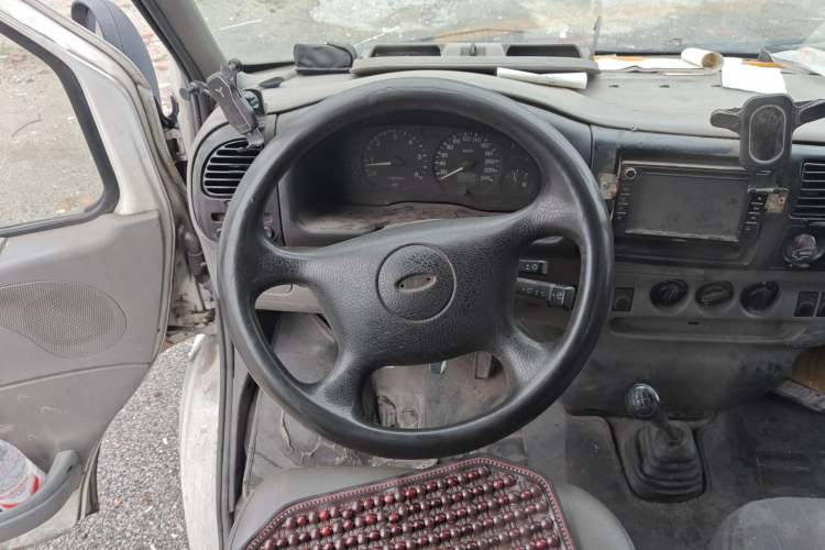 Used Ford Classic Transit 2009 2.8T Diesel Multi-Function Short Wheelbase Mid-Roof JX493ZLQ3