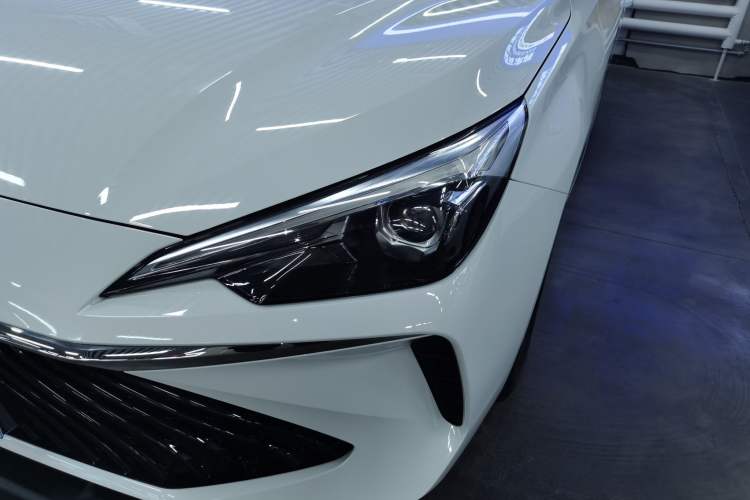 Used Roewe i5 2023 1.5L Manual Comfort Edition
