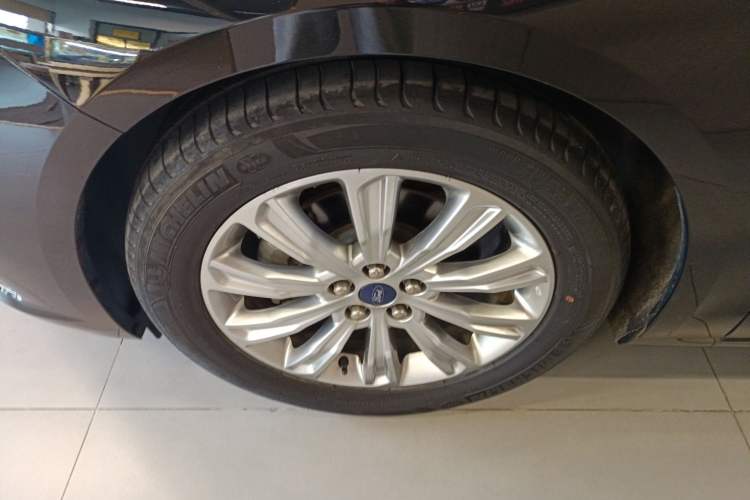 TDK.VehicleDetails.img