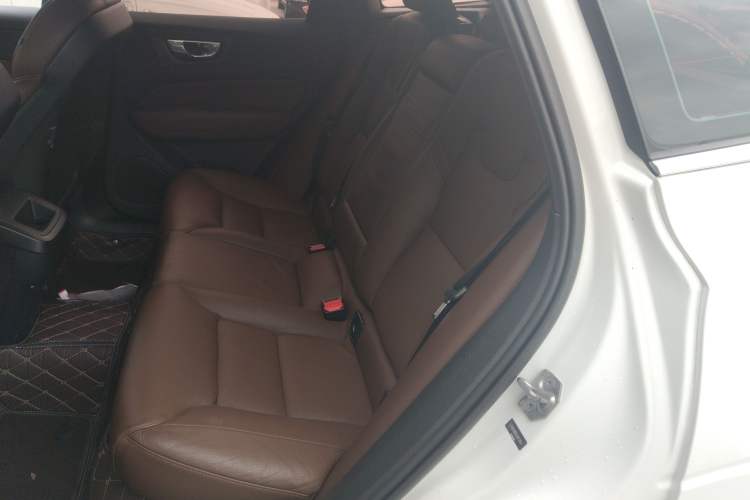 Used Volvo XC60 2020 T5 4x4 Zhiyi Luxury Edition