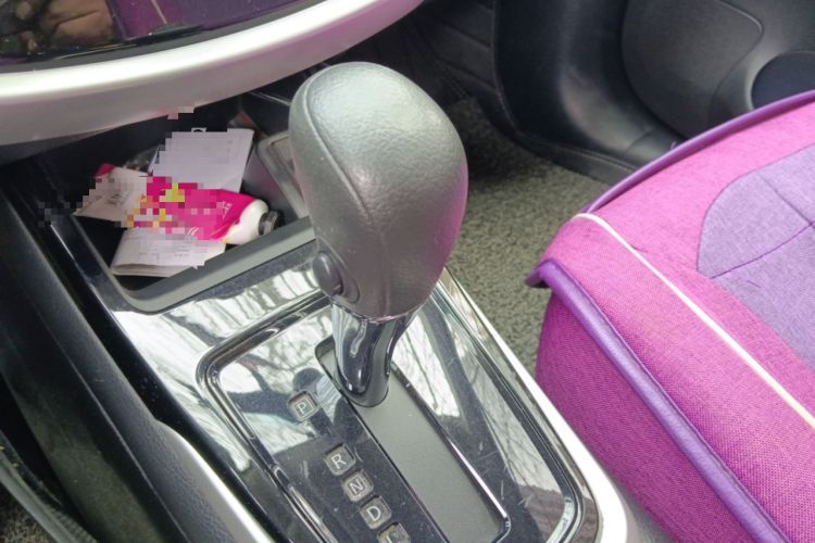 Used Nissan Tiida 2016 1.6L CVT Cool Dynamic Edition
