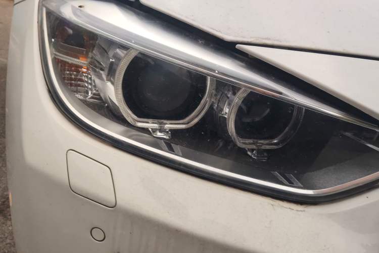 Used BMW 3 Series 2013 Facelifted 328i Sport Design Package
