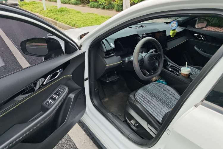 Used Lynk & Co 03 2023 2.0TD DCT JingPro
