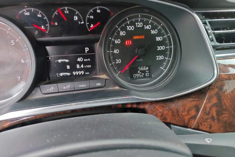 Used Dongfeng Aeolus A9 2016 1.8T Luxury Model
