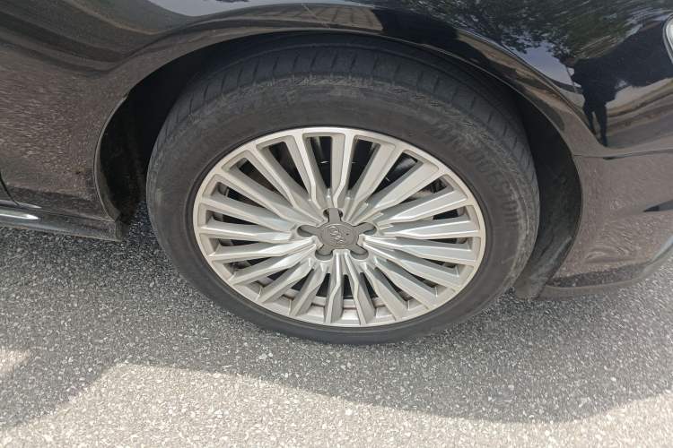 Used Audi A6L New Energy 2018 40 e-tron Right Front Wheel Hub