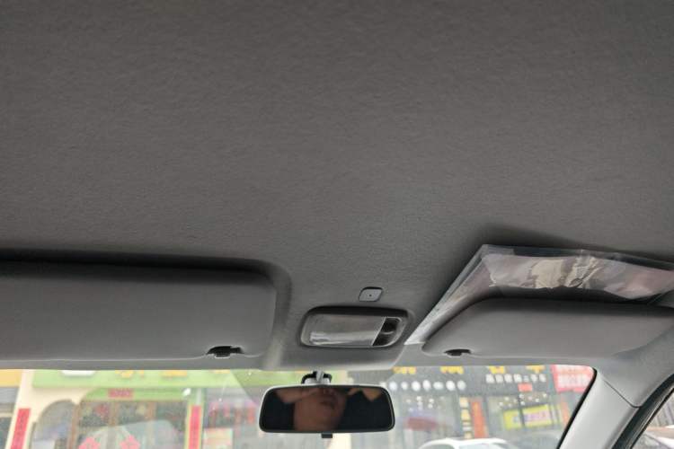 Used Chery QQ Ice Cream 2022 120km Conical Shape Lithium Iron Phosphate Headliner