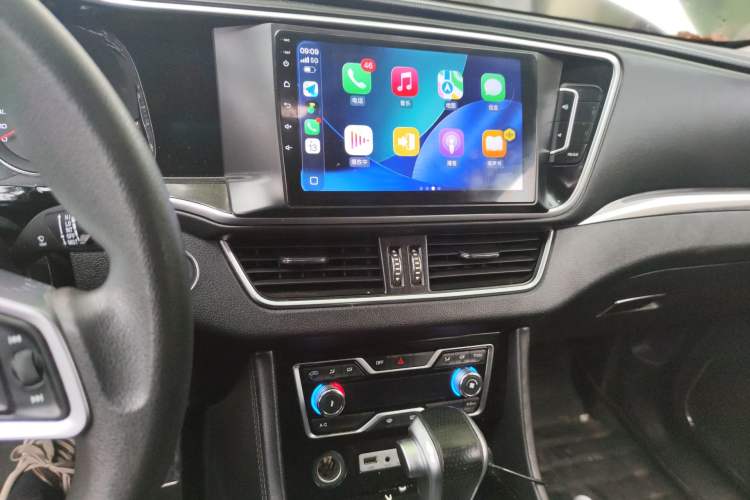 Used Zotye T600 Coupe 2017 1.5T Automatic Luxury Model Audio And AC Panel