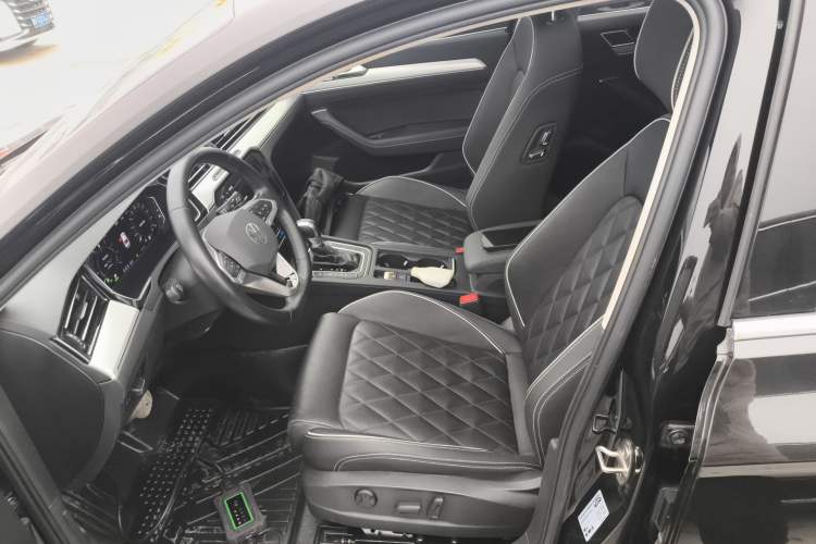 Used Volkswagen Magotan GTE Plug-in Hybrid 2022 GTE Luxury Model