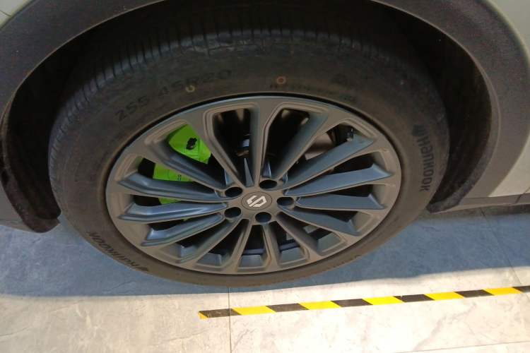 Used Leapmotor C11 2026 Range-Extended 300 LiDAR Prestige Edition
