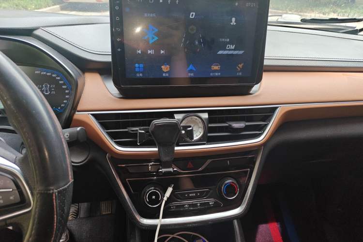 Used Wuling Hongguang S3 2018 1.5L Manual Luxury Model China V Standard