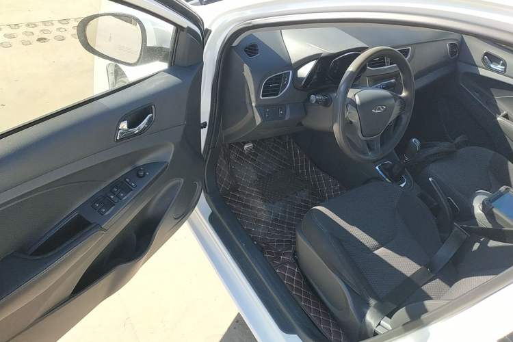 Used Chery Arrizo 3 2015 1.5L Manual Genuine Version

