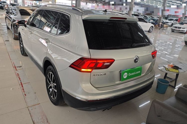 Used Volkswagen Tiguan L 2017 330TSI Automatic Two-Wheel Drive Luxury Edition