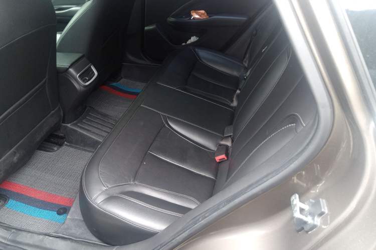 Used Buick GT 2015 18T Dual-Clutch Luxury Model Left Rear Seat