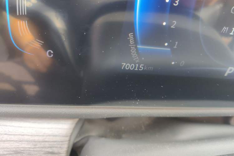 Used Dongfeng Fengon 580  Odometer Close Up