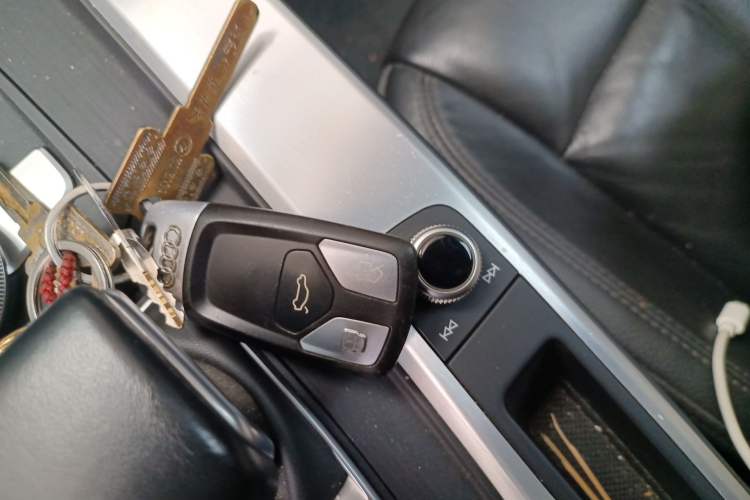 Used Audi A4L 2018 30th Anniversary Edition 40 TFSI Fashion Model
