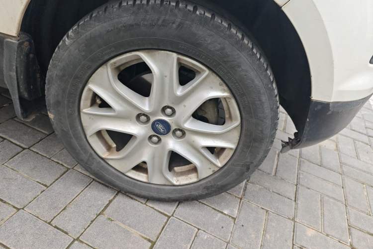 Used Ford EcoSport 2013 1.5L Automatic Fashion Model
