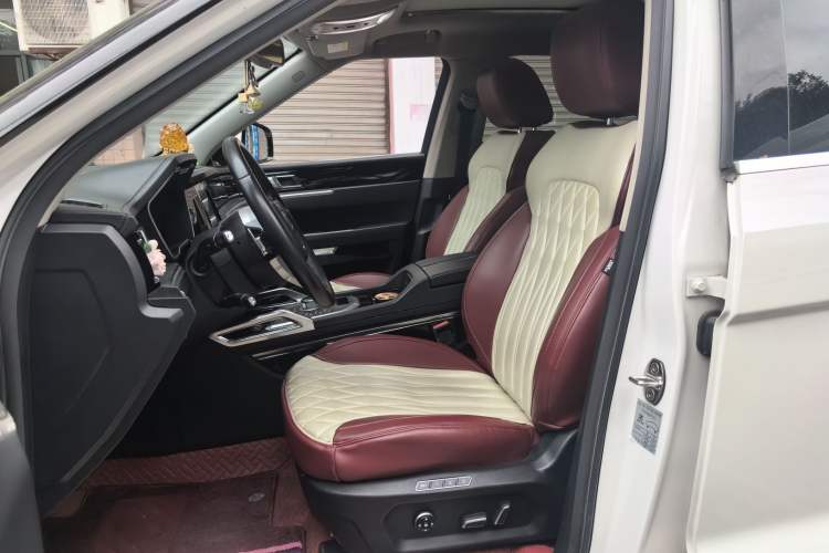 Used Zotye T700 2017 1.8T Dual-Clutch Flagship Model