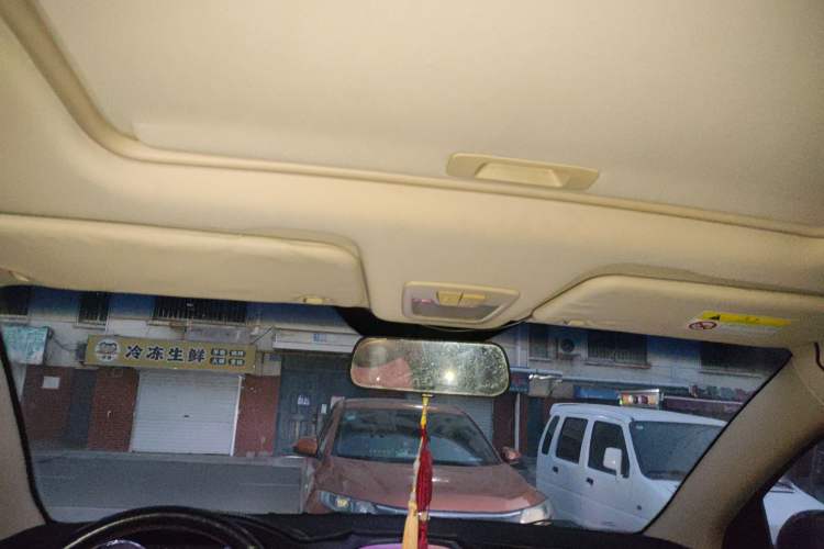 Used Baojun 560 2015 1.8L manual luxury version
