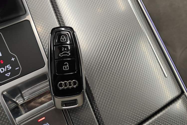 Used Audi A6L 2023 45 TFSI Prestige Dynamic Edition Vehicle Key